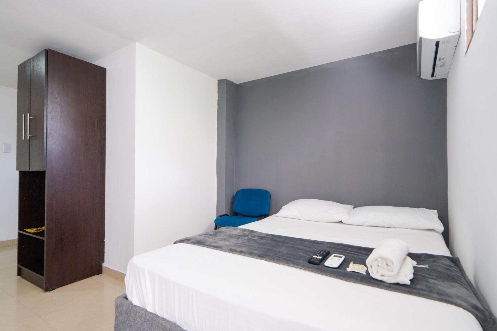 Imperial House Hotel