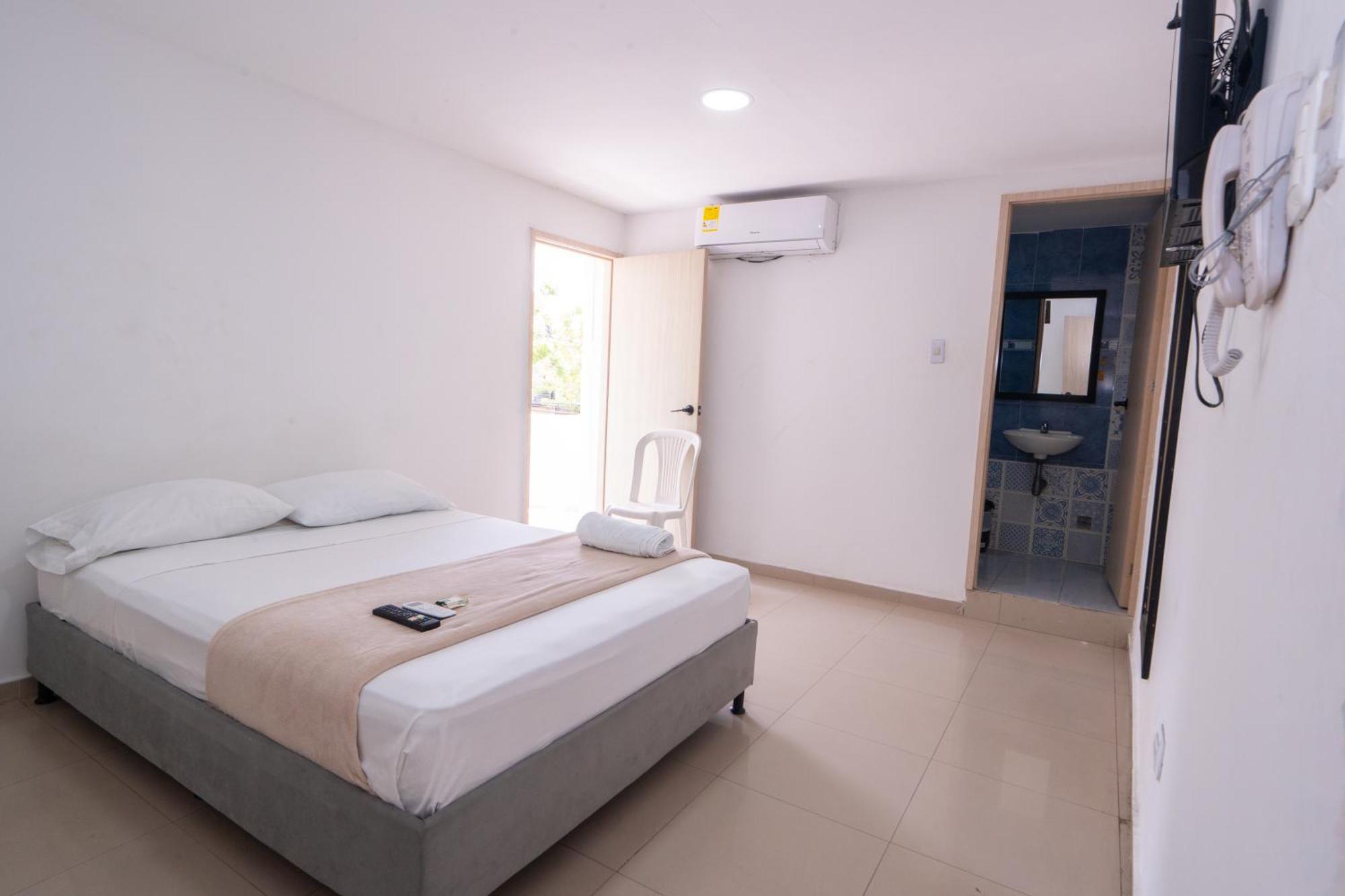 Imperial House Hotel