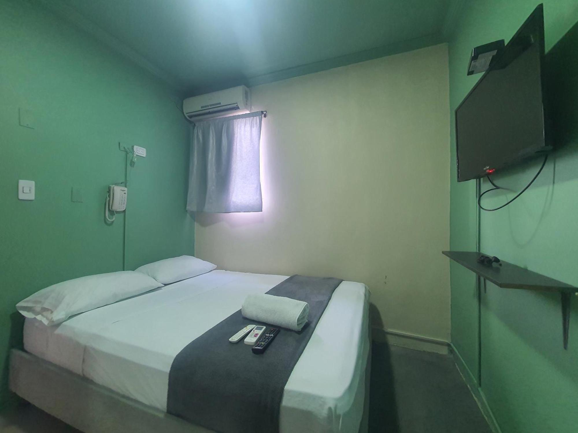 Hotel Imperial House *
